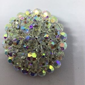 Circle Brooch Crystal beads.